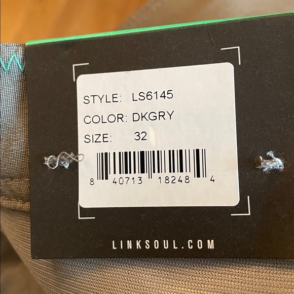 Linksoul Men's Charcoal Flat Front Shorts size 32 waist - Picture 3 of 5